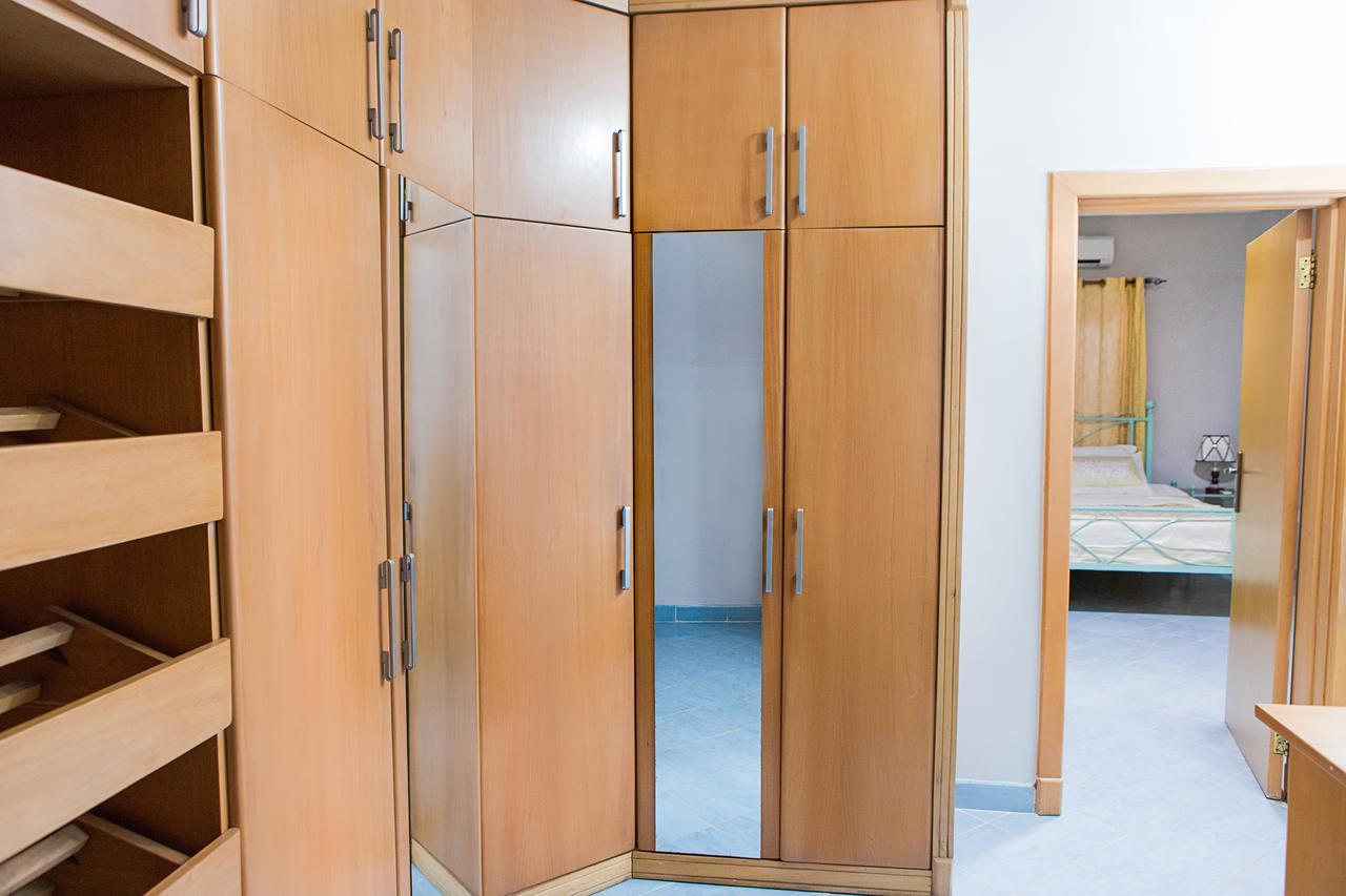 אקרה Maxwell Court Apartments מראה חיצוני תמונה