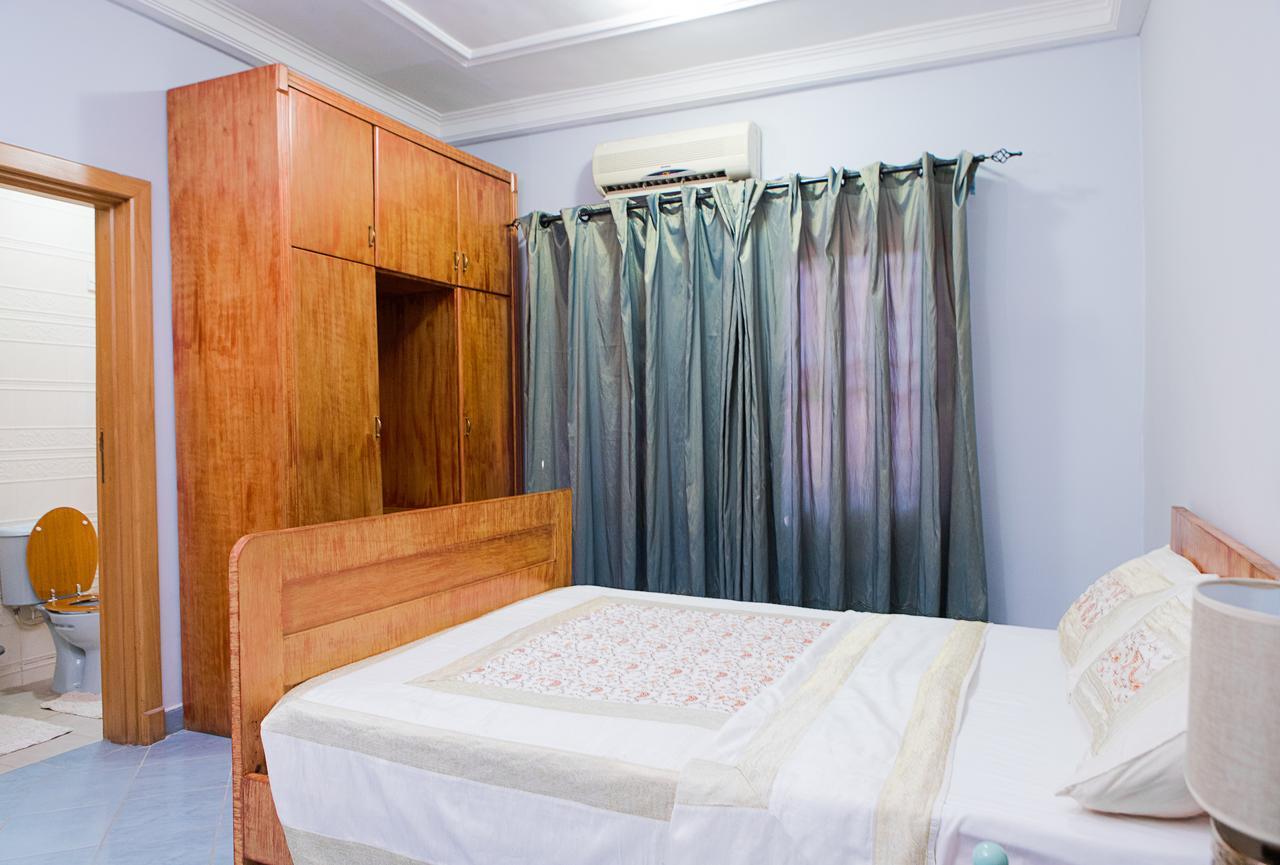 אקרה Maxwell Court Apartments מראה חיצוני תמונה