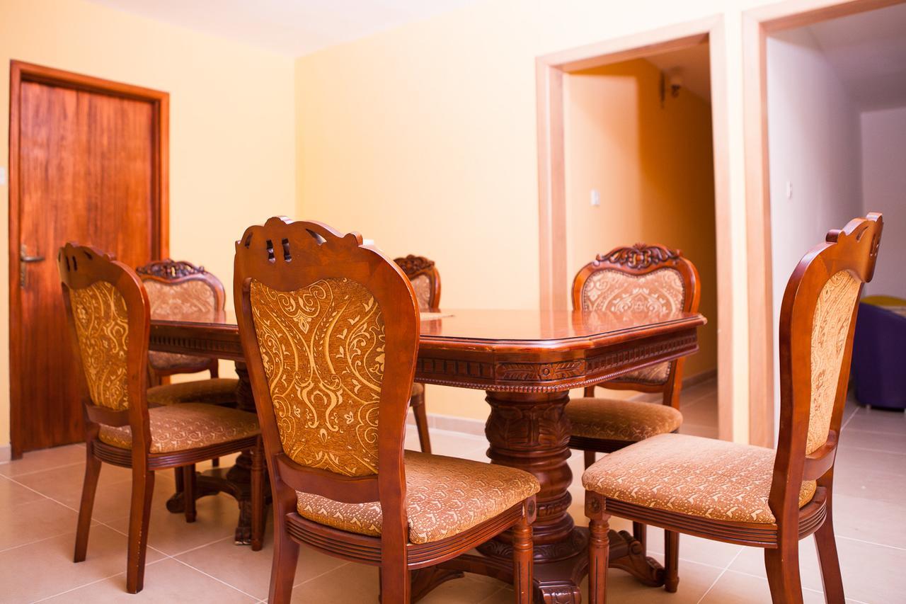 אקרה Maxwell Court Apartments מראה חיצוני תמונה