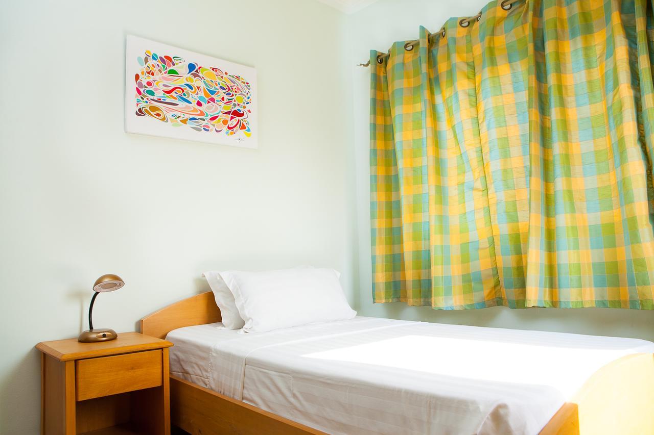 אקרה Maxwell Court Apartments מראה חיצוני תמונה
